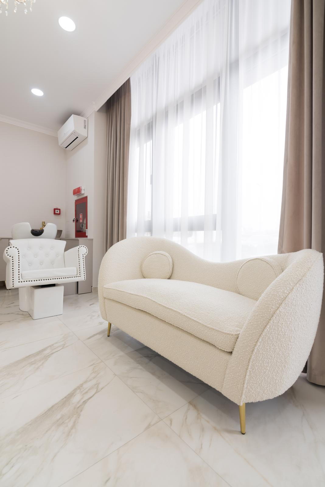 Zona de relaxare și spălare păr